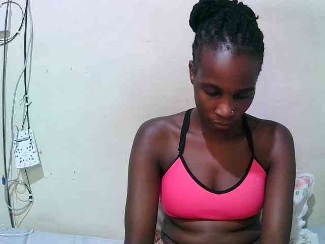 pritty-amber webcam