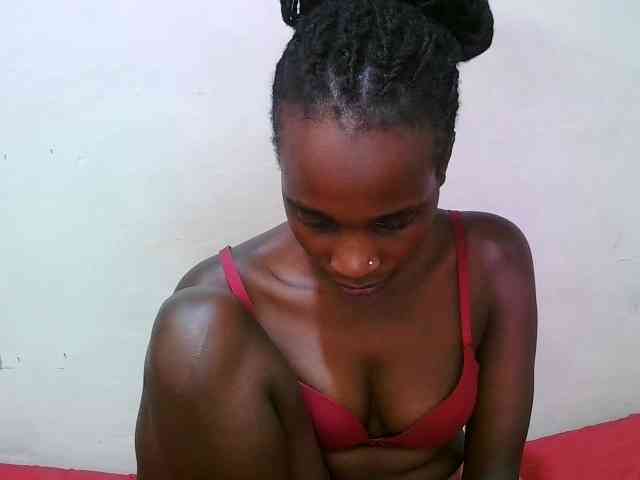 pritty-amber webcam