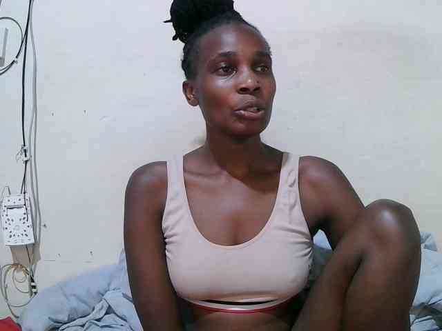 pritty-amber webcam