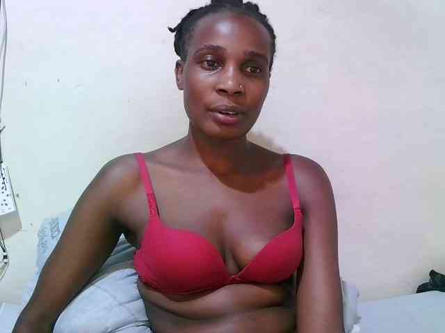 pritty-amber webcam