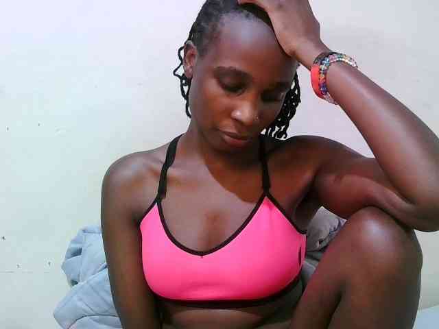 pritty-amber webcam