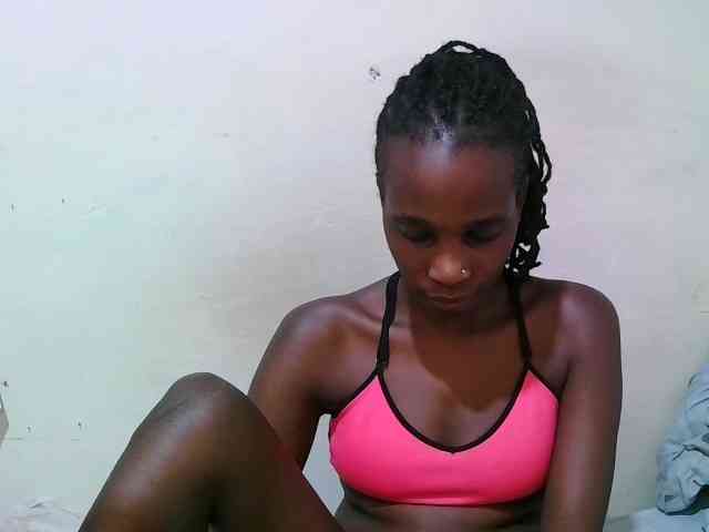 pritty-amber webcam