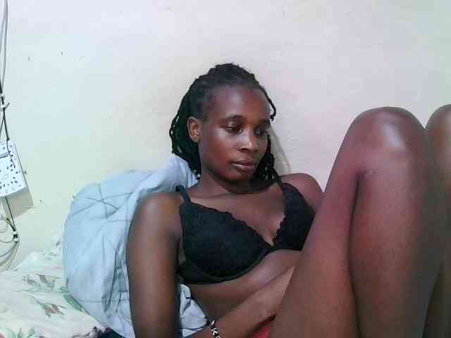 pritty-amber webcam