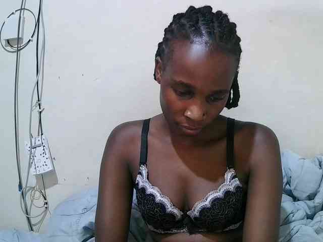 pritty-amber webcam