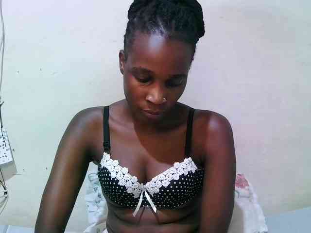 pritty-amber webcam