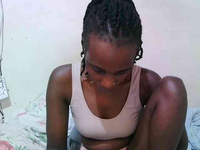 pritty-amber webcam