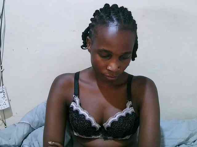 pritty-amber webcam