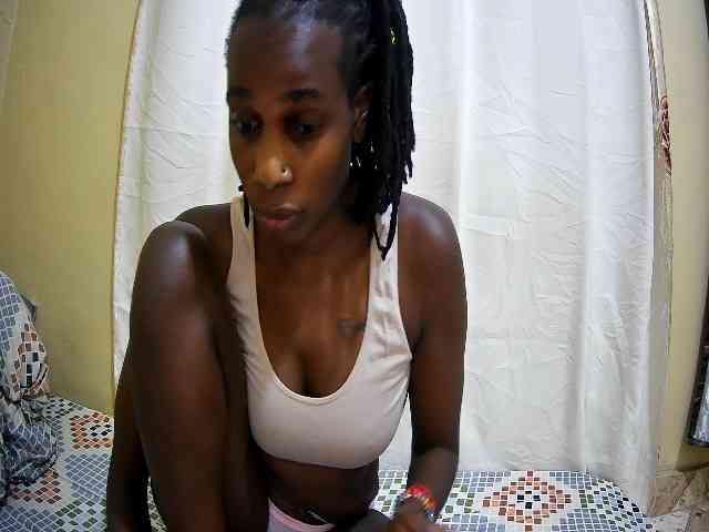 pritty-amber webcam