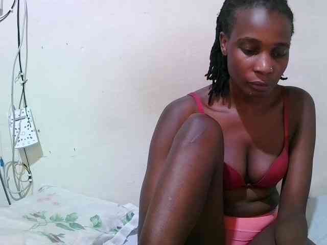 pritty-amber webcam