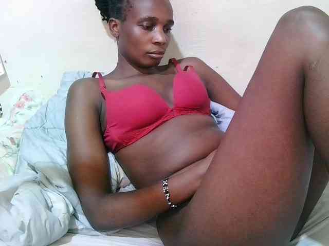 pritty-amber webcam