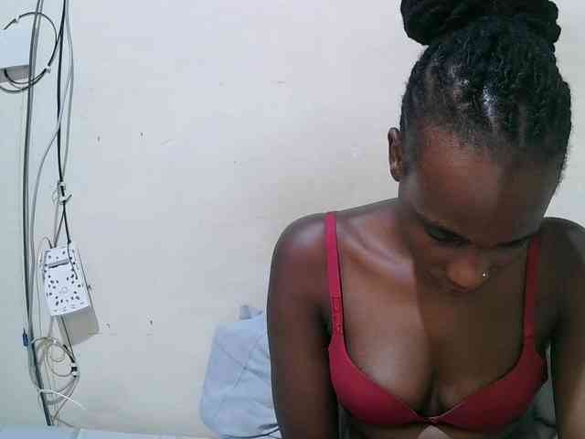 pritty-amber webcam