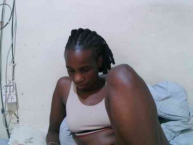 pritty-amber webcam