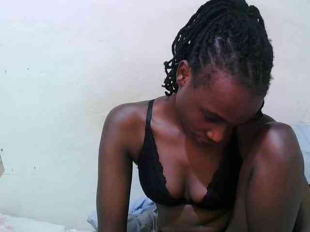 pritty-amber webcam