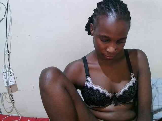 pritty-amber webcam