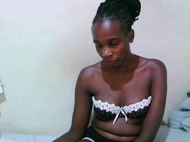 pritty-amber webcam