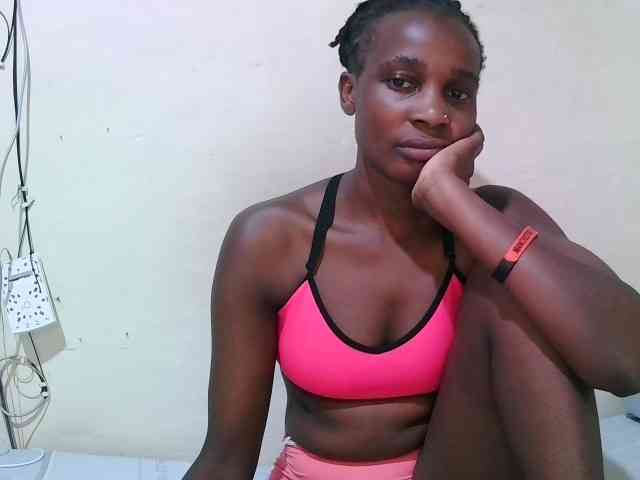 pritty-amber webcam