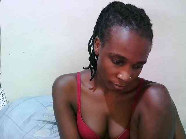 pritty-amber webcam