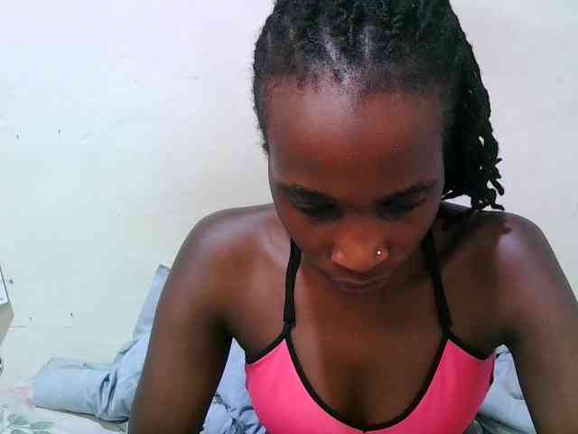 pritty-amber webcam
