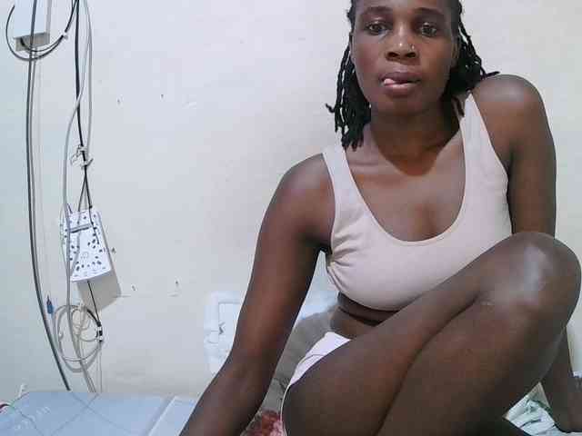 pritty-amber Live Webcam on BongaCams