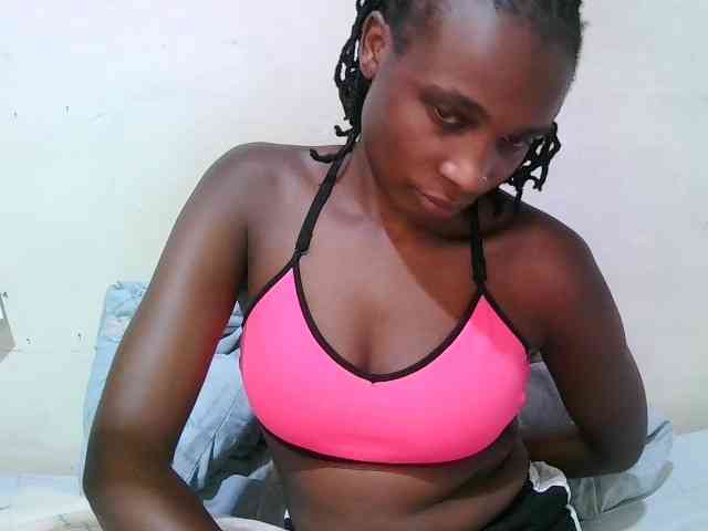 pritty-amber webcam