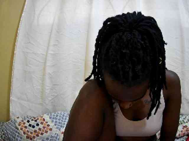 pritty-amber webcam