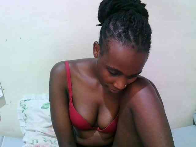 pritty-amber webcam