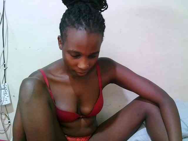 pritty-amber webcam