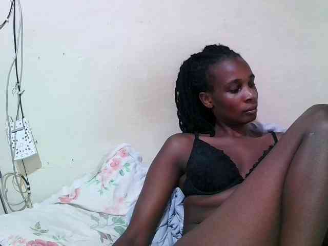 pritty-amber webcam