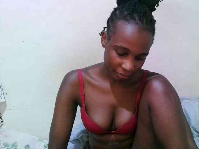 pritty-amber webcam