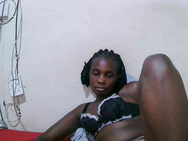 pritty-amber webcam