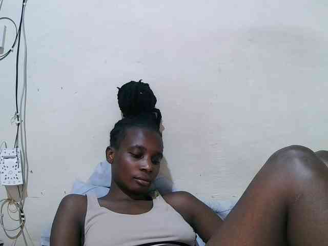 pritty-amber webcam