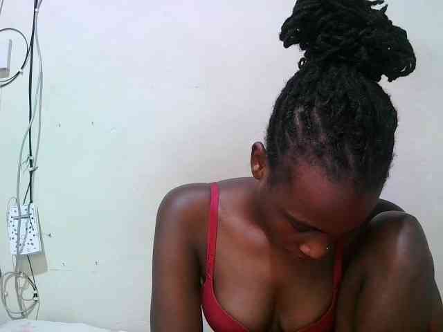 pritty-amber webcam