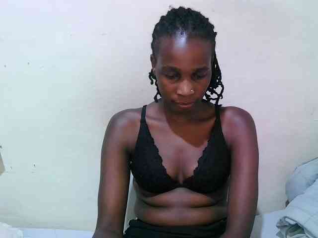 pritty-amber webcam