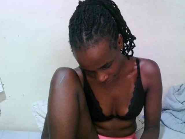 pritty-amber webcam