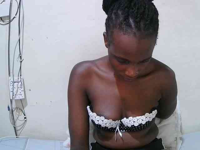 pritty-amber webcam
