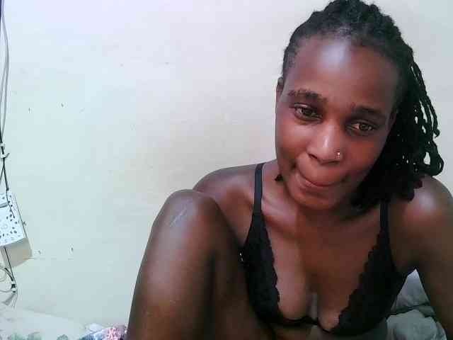 pritty-amber webcam