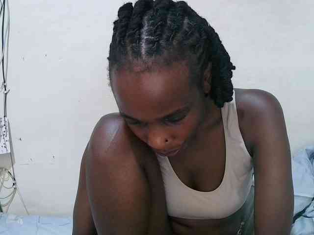 pritty-amber webcam