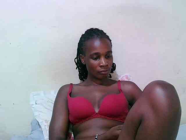 pritty-amber webcam