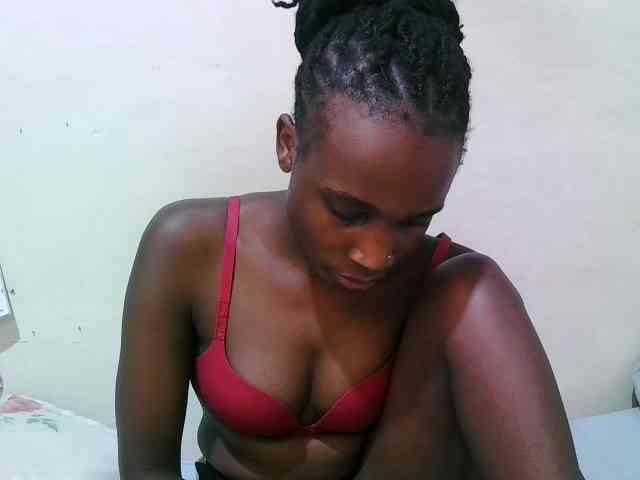 pritty-amber webcam