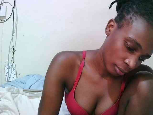 pritty-amber webcam