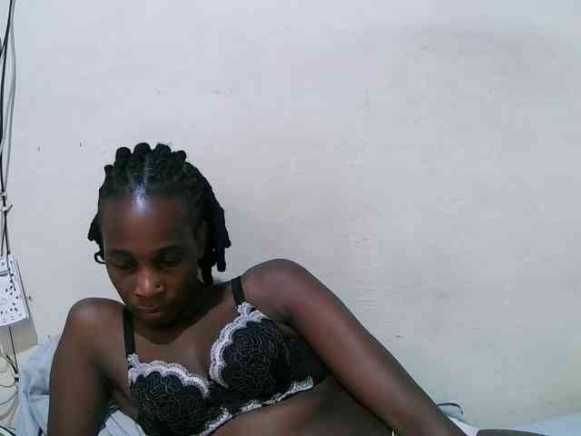 pritty-amber webcam