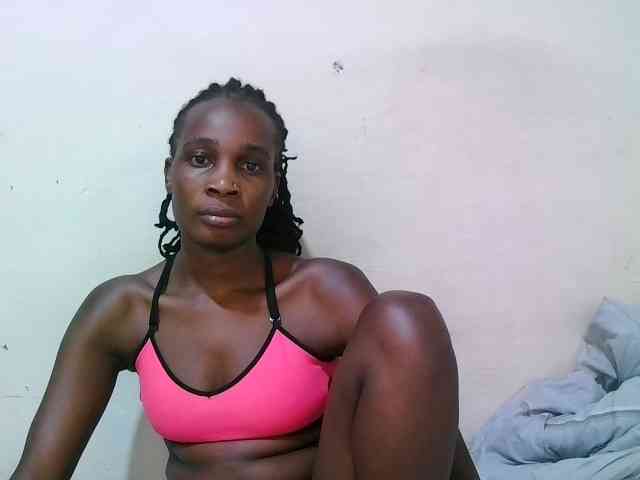pritty-amber webcam