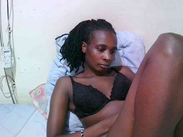 pritty-amber webcam