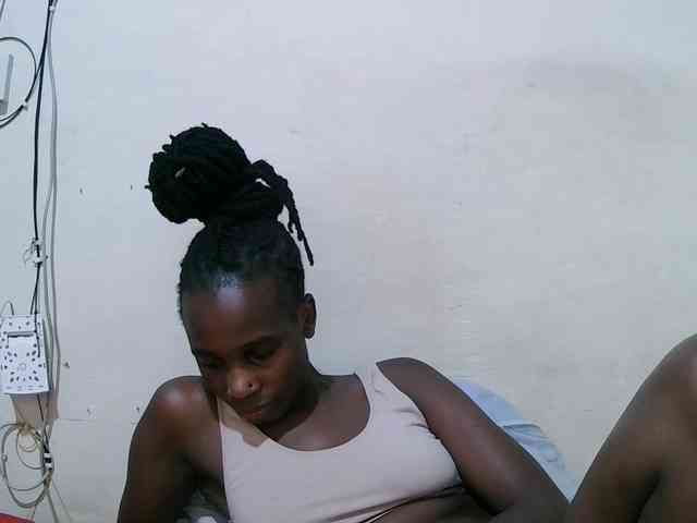 pritty-amber webcam