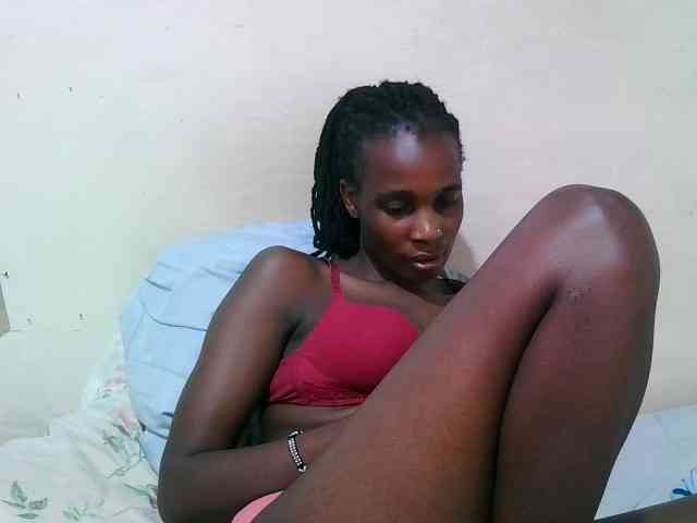 pritty-amber Live Webcam on BongaCams