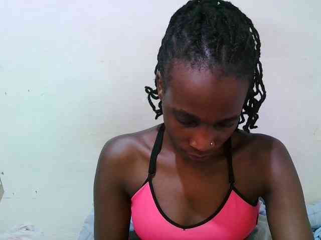 pritty-amber webcam