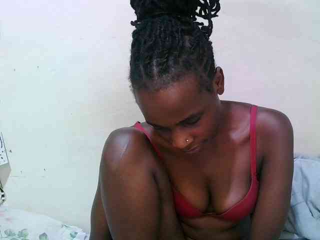 pritty-amber webcam