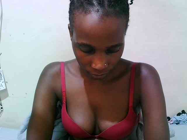 pritty-amber webcam