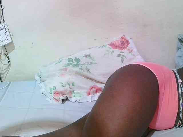 pritty-amber webcam