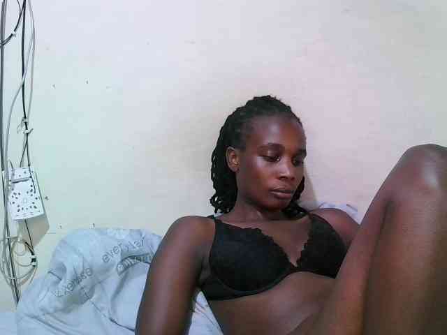 pritty-amber webcam